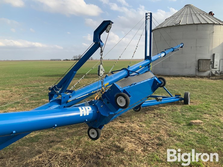 brandt-1070-hp-10"x70'-swing-away-auger-image-13