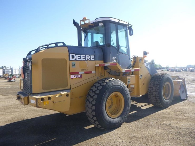 2005-deere-624j-image-3