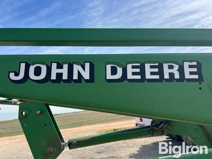 john-deere-840-image-13