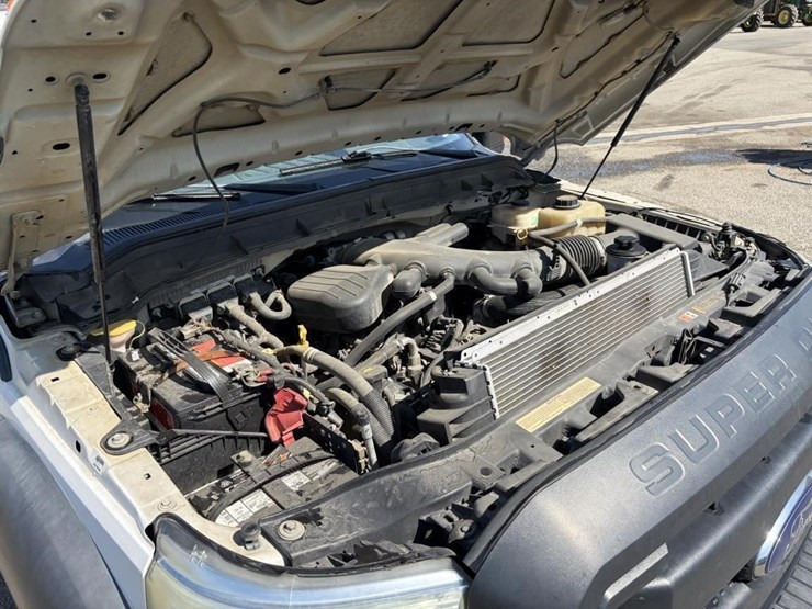 2015-ford-f550-sd-image-7