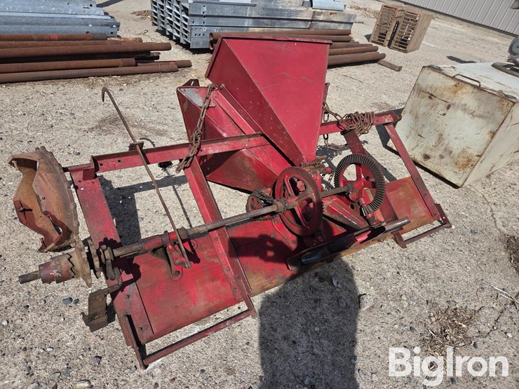 end-gate-seeder-image-7