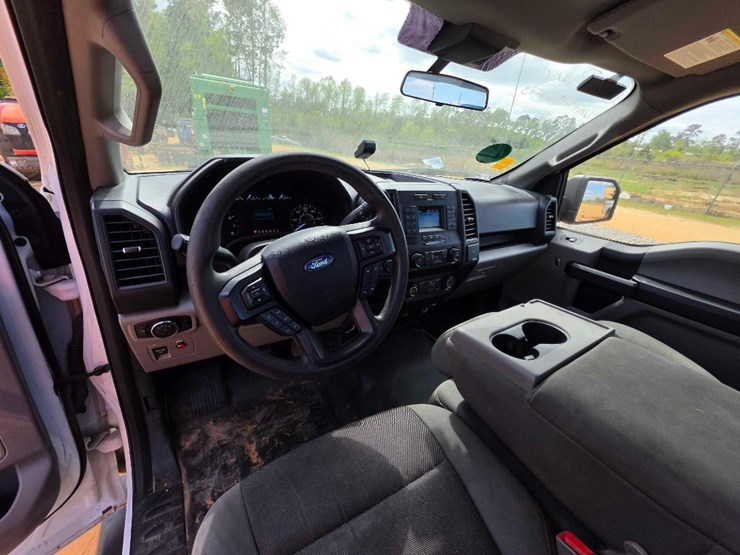 2019-ford-f150-image-10