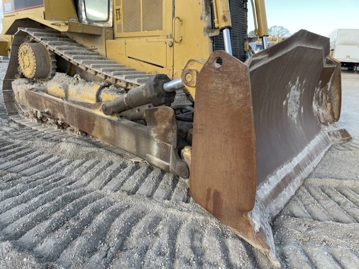 caterpillar-d8r-image-10