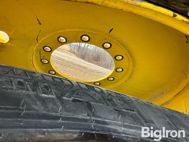 john-deere-4830-image-15