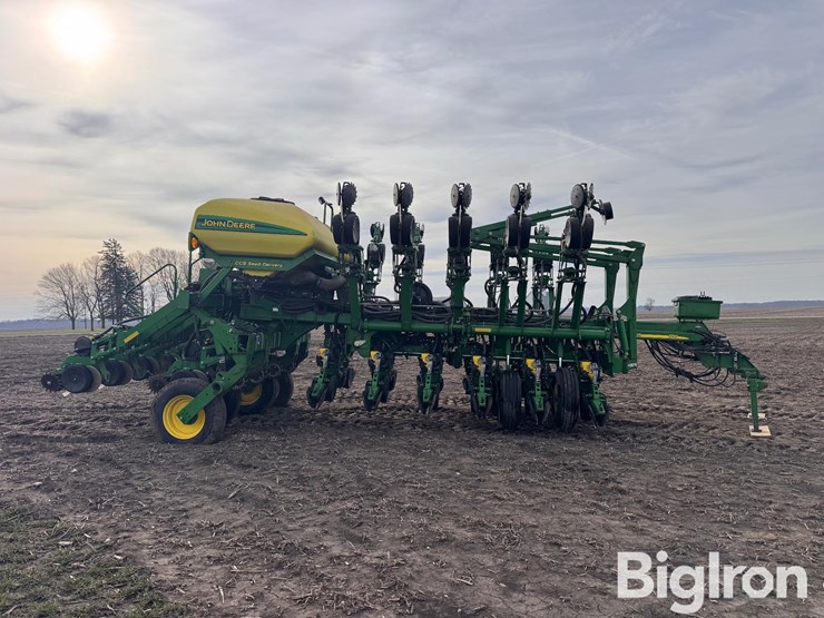 2014-john-deere-1790-ccs-image-4