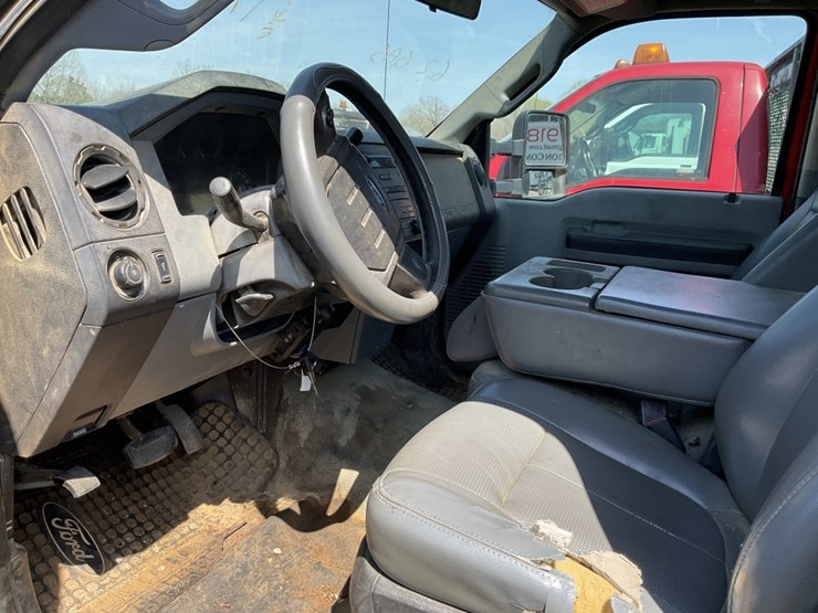 2011-ford-f350-image-7