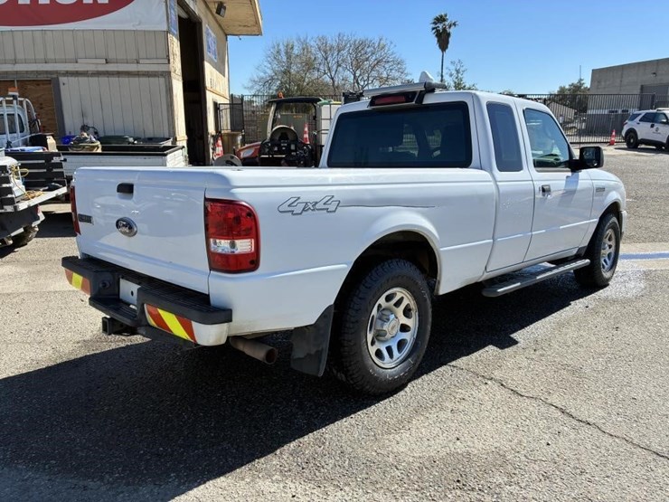 2010-ford-ranger-image-3