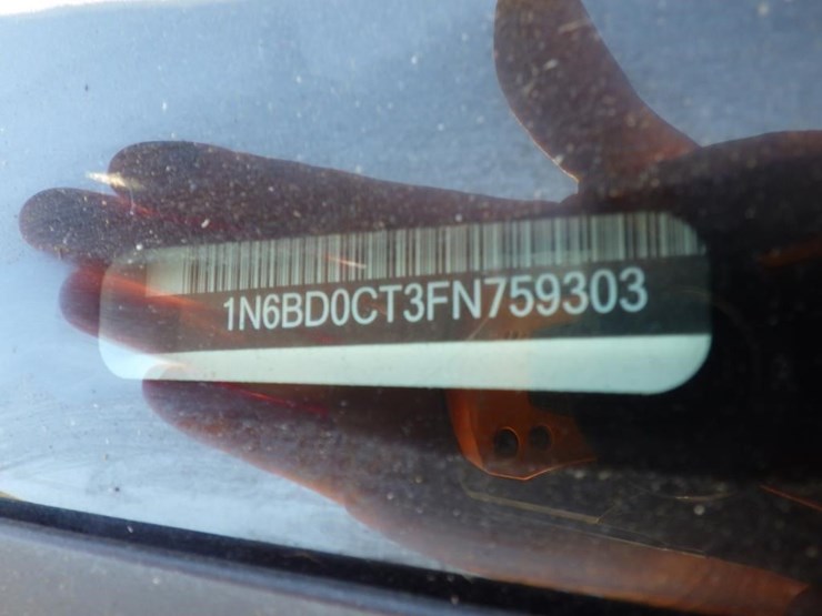 2015-nissan-frontier-image-12