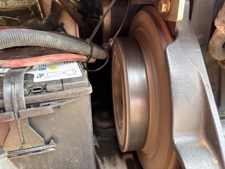 2021-bobcat-t450-image-33