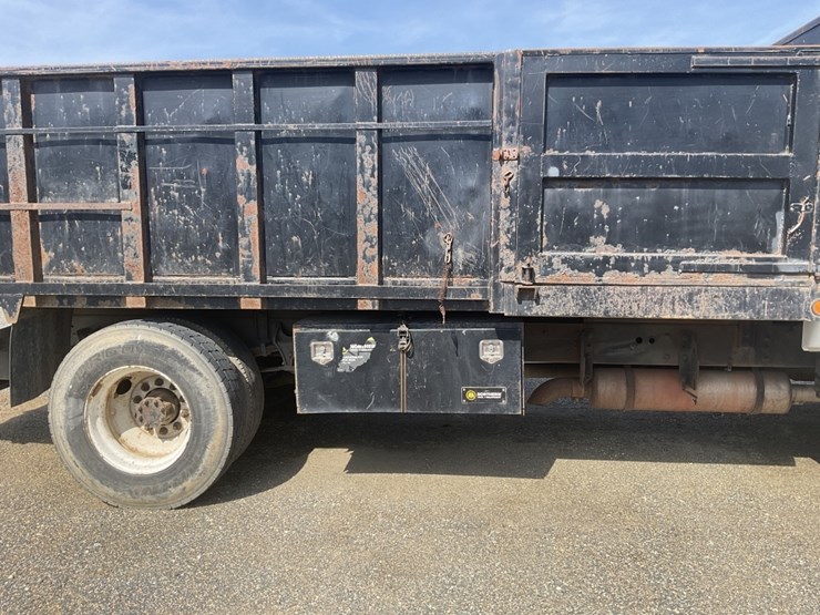 2011-ford-f650xl-image-4