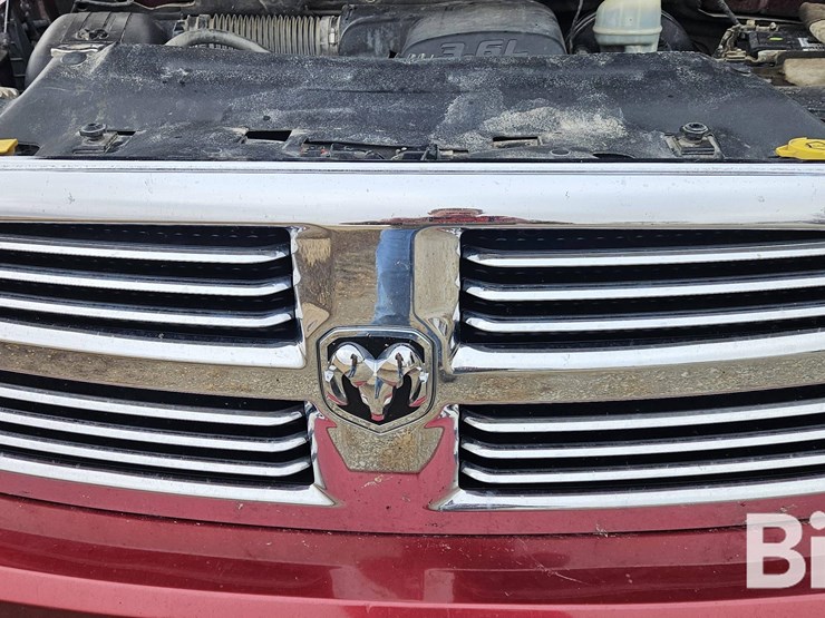 2013-dodge-1500-image-12