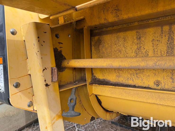 new-holland-18hs-image-11