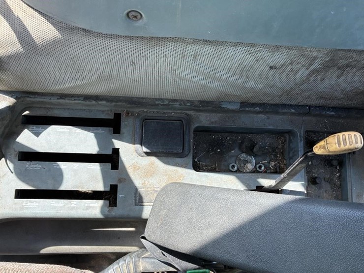 1998-case-cx80-image-27