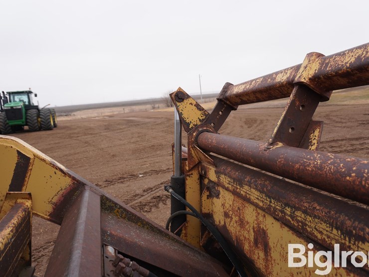 1976-international-1086-image-13