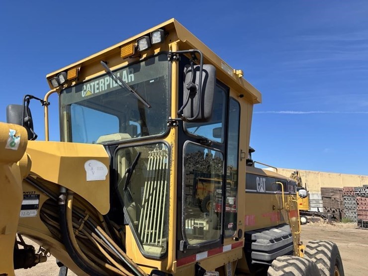 2006-caterpillar-143h-image-38