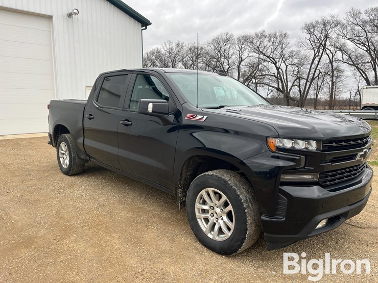 2020-chevrolet-silverado-1500-z71-image-3