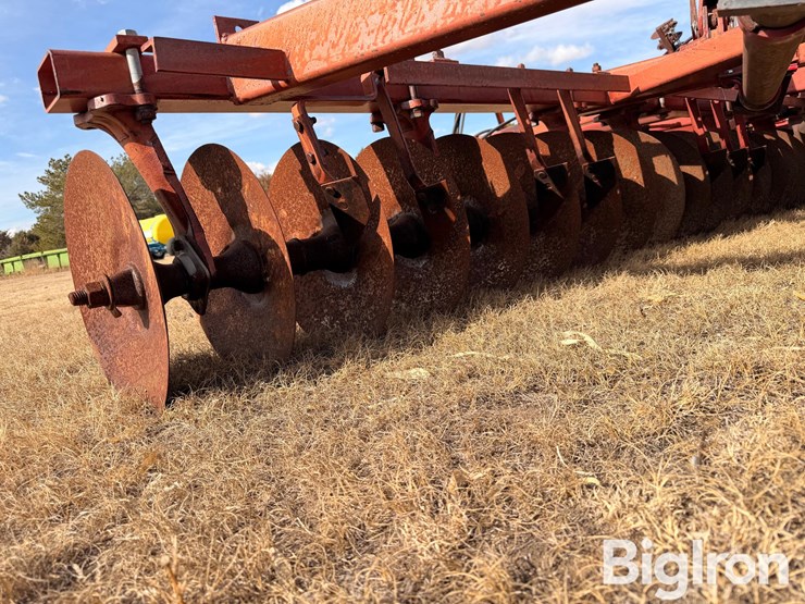 international-490-image-11