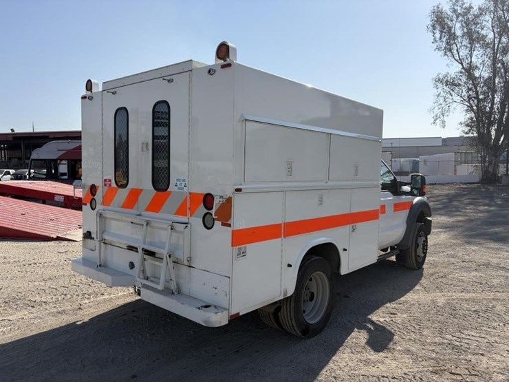 2012-ford-f450-image-3