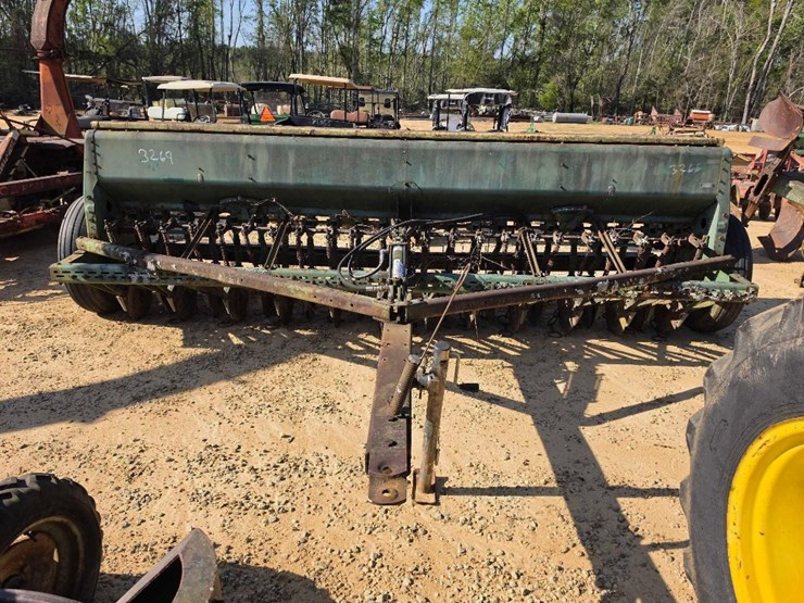 john-deere-8000-image-1