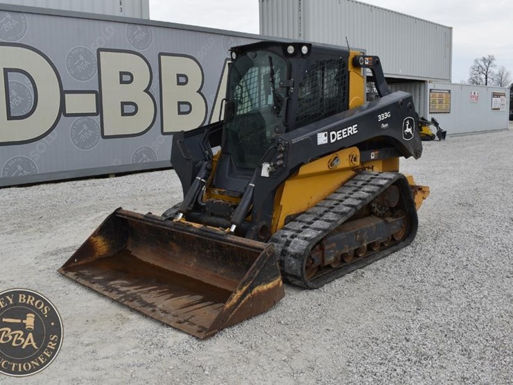 2021-deere-333g-image-1