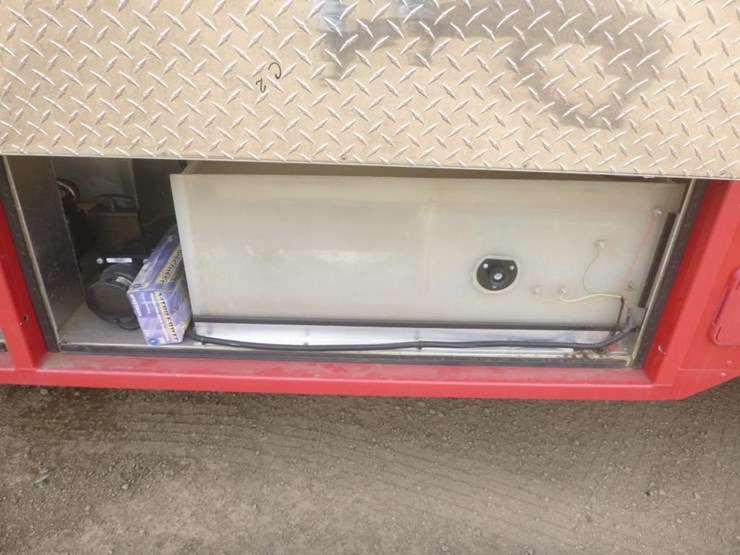 2005-freightliner-mt55-image-7