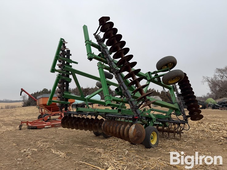 john-deere-630-image-5