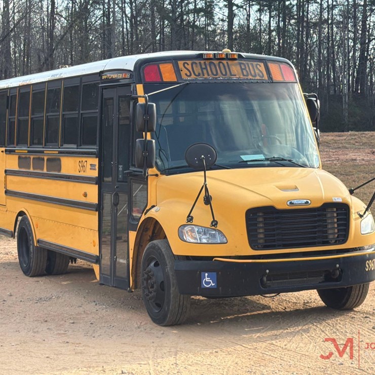 THOMAS SAF-T-LINER C2