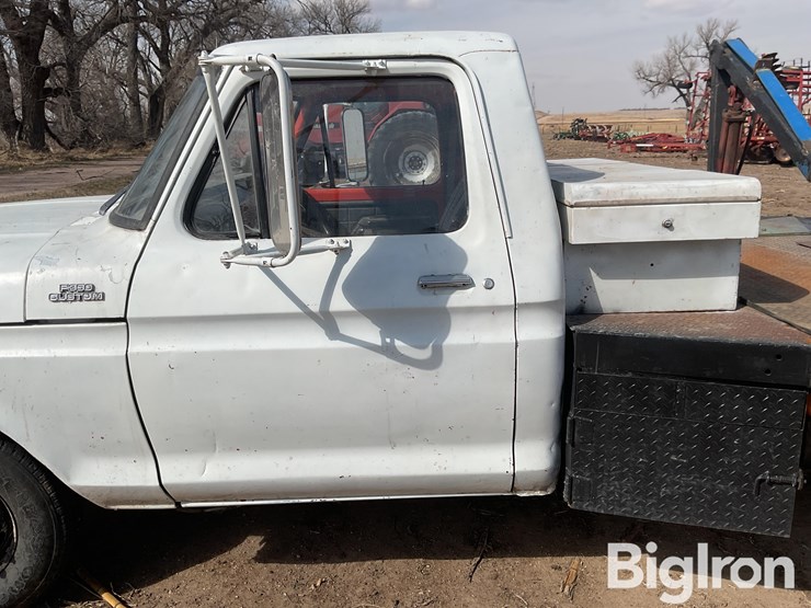 1977-ford-f350-image-13