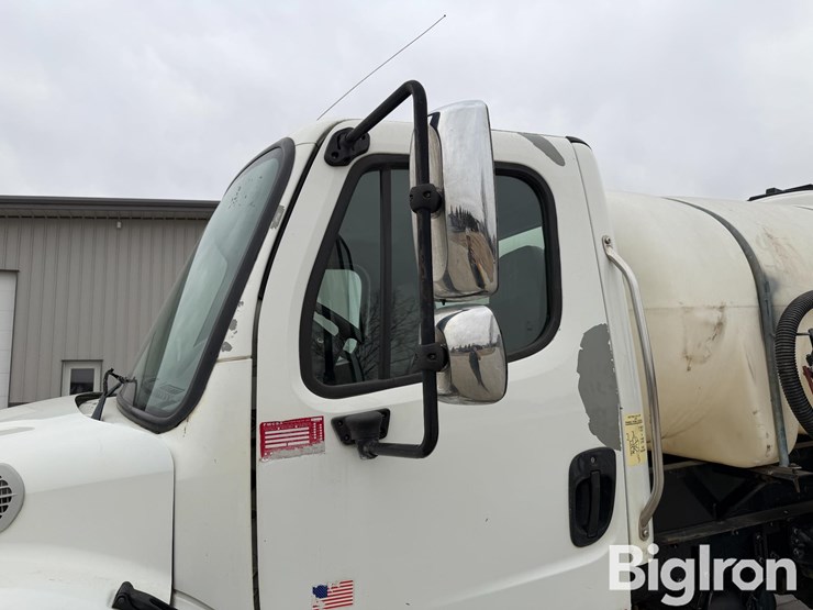 2016-freightliner-m2-tanker-truck-image-16