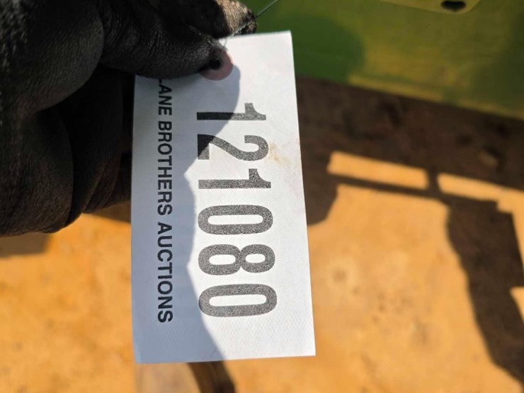 john-deere-gator-image-8