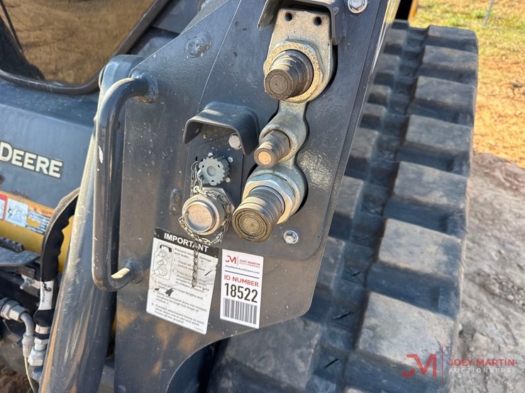 2023-deere-317g-image-10