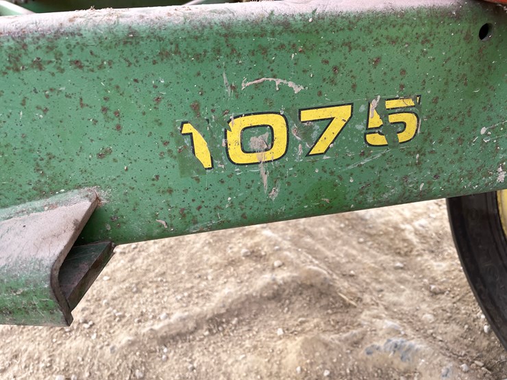 john-deere-1075-image-12