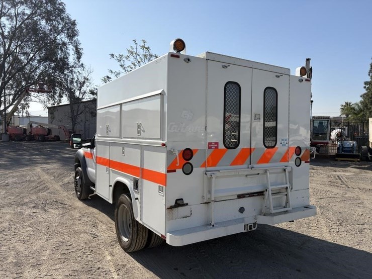 2012-ford-f450-image-4