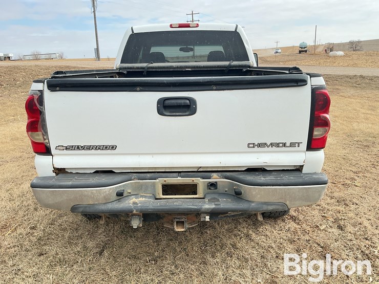 2007-chevrolet-silverado-2500-image-6