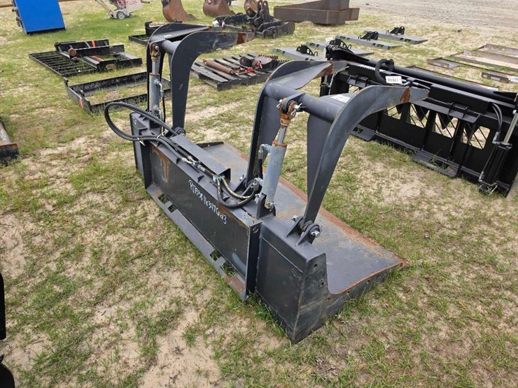 --72"-grapple-image-3