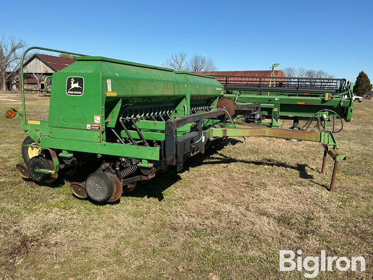 john-deere-1560-image-4
