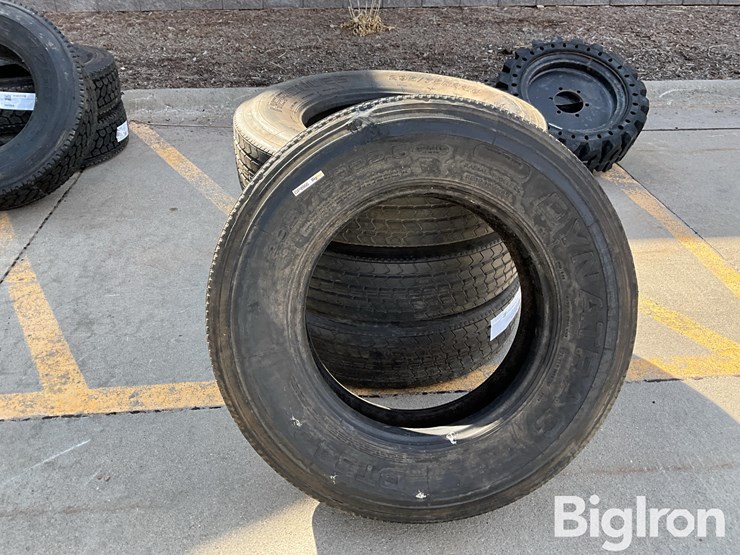 recapped-295/75r22.5-truck-tires-image-2