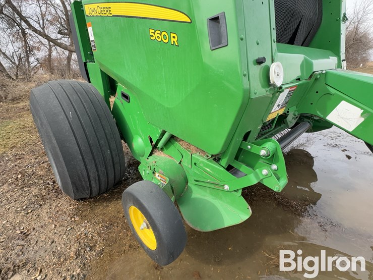 2019-john-deere-560r-image-17