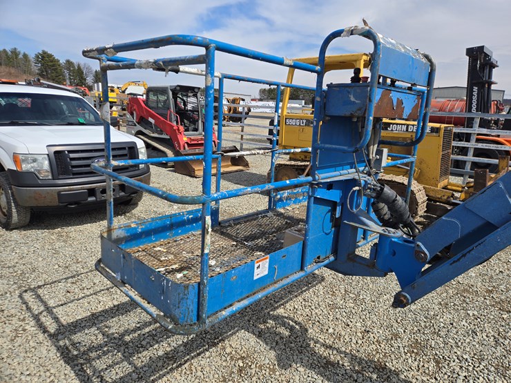 2007-genie-s85-image-9