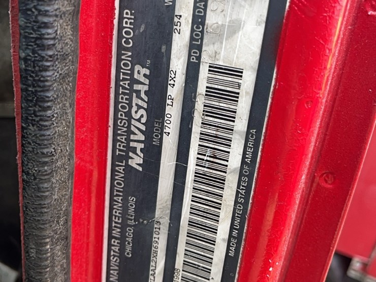 international-4700-image-14