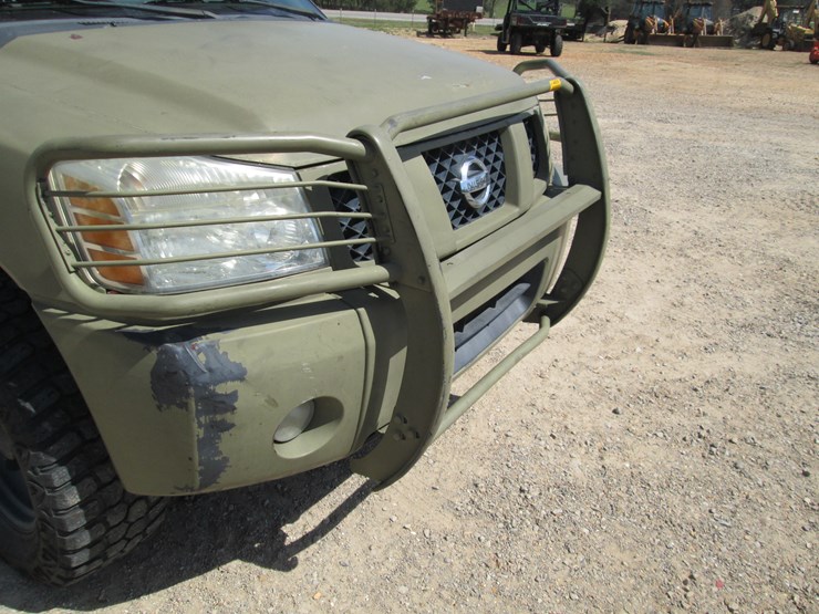 2004-nissan-titan-image-16