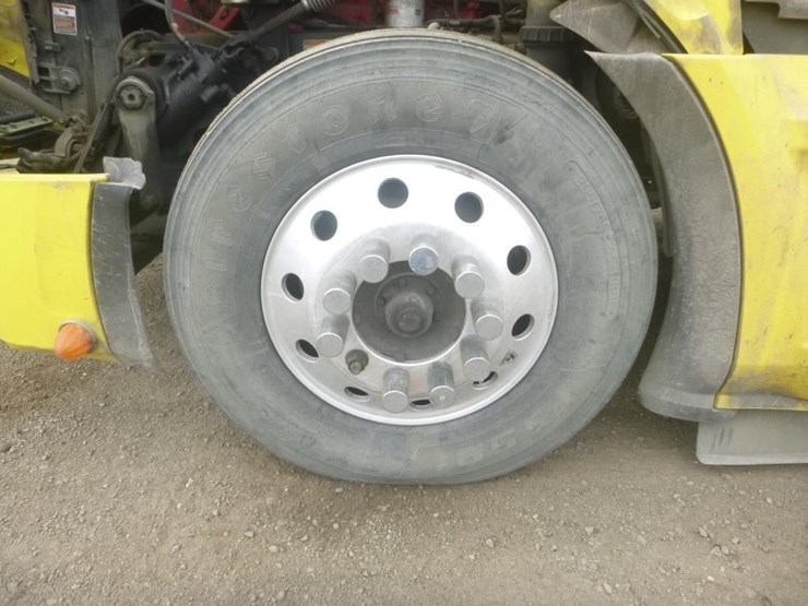 2024-peterbilt-579-image-22