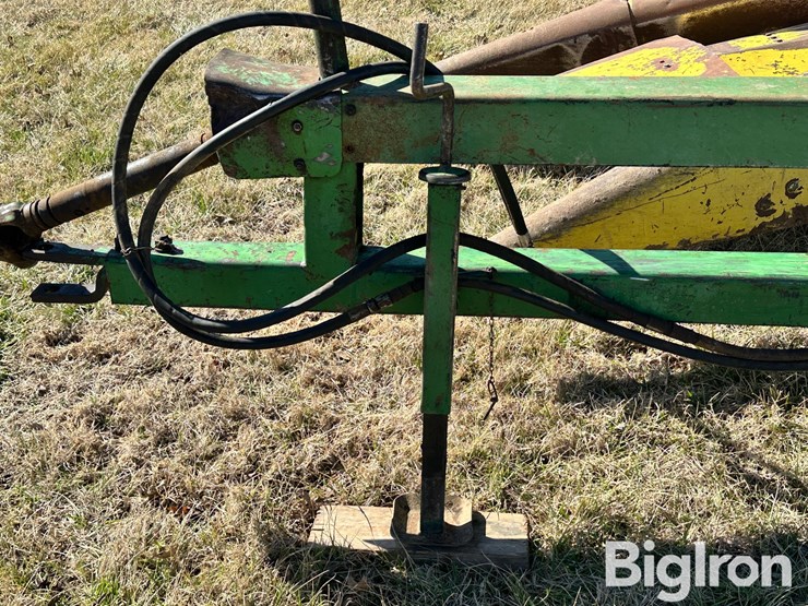 john-deere-35-image-9