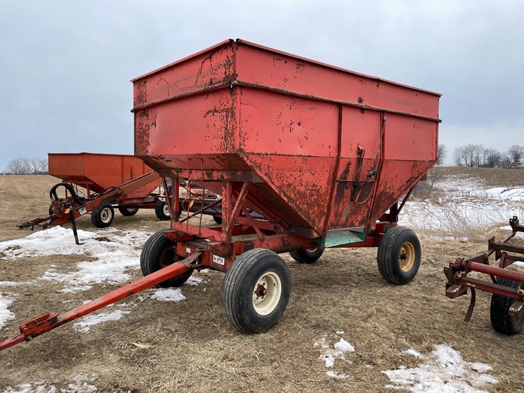 #2367-•-knowles-gravity-box-image-1