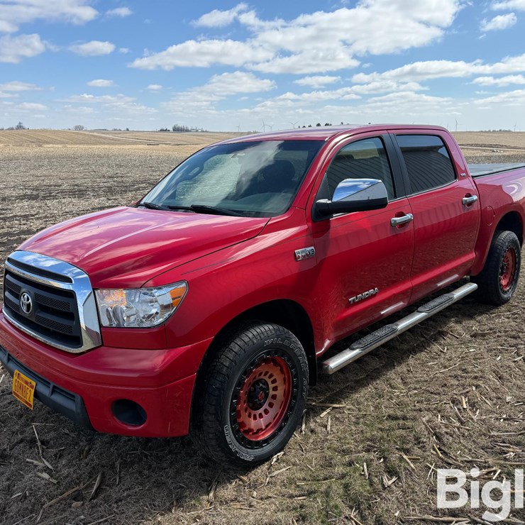 2010 TOYOTA TUNDRA