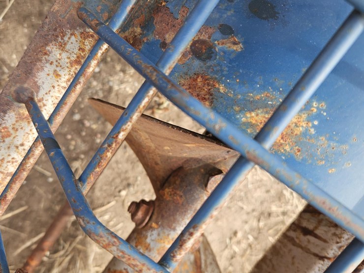 2014-harvest-international-t1042-image-12