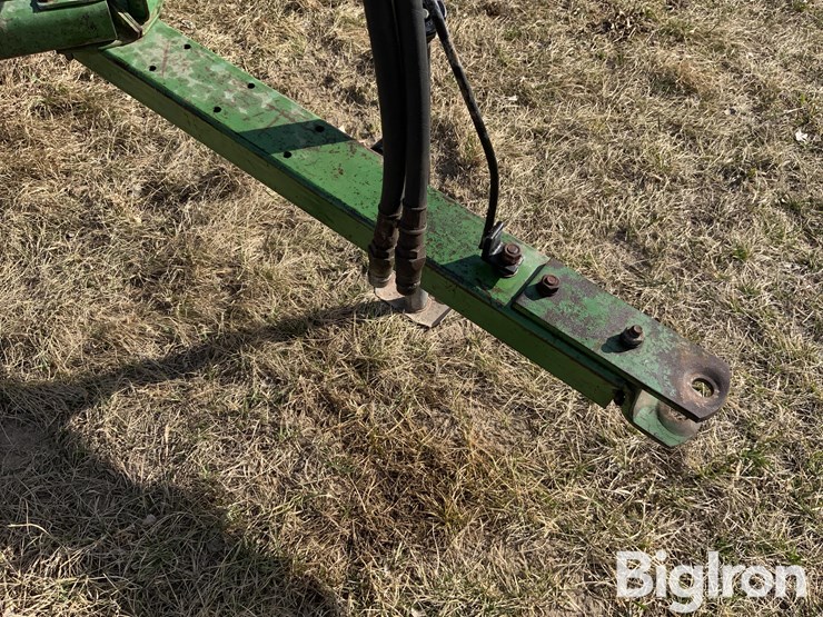 john-deere-8300-image-16