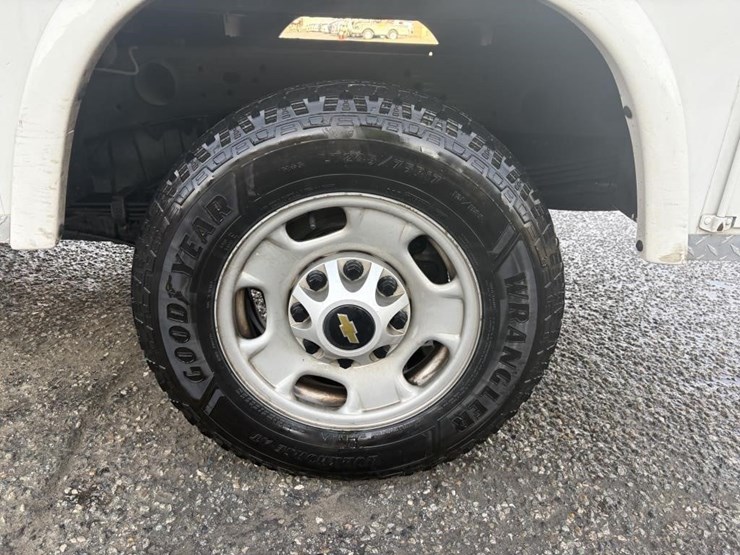 2016-chevrolet-silverado-2500-image-6