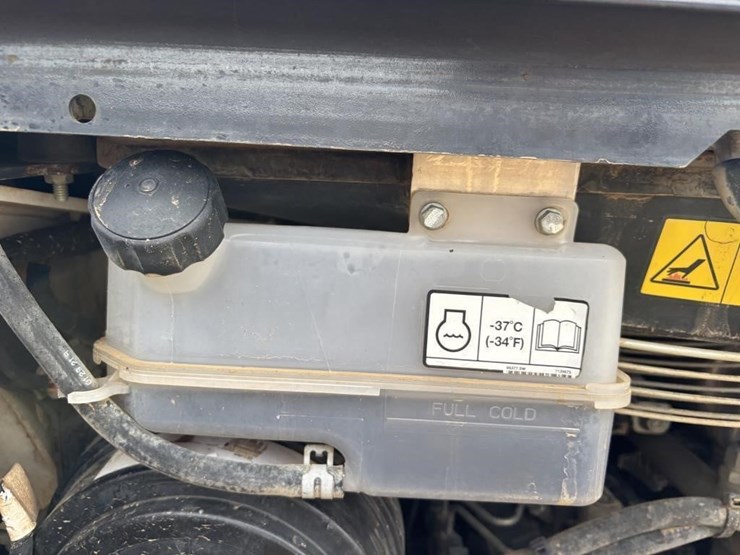 2021-bobcat-t66-image-44