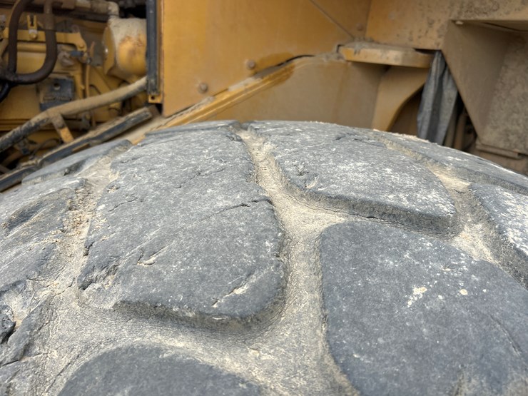 caterpillar-980g-image-60